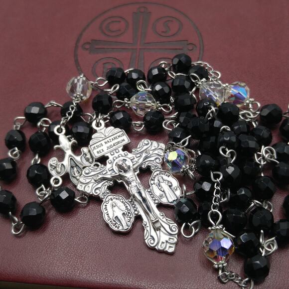 Hand-made Wire Wrapped Five Decade Rosary, Pardon Crucifix - Picture 3 of 10